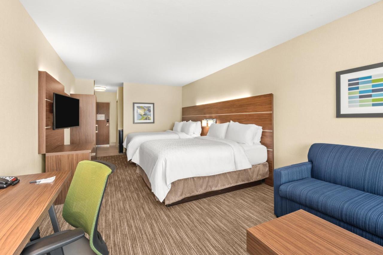 Holiday Inn Express & Suites - Suisun City By Ihg Bagian luar foto